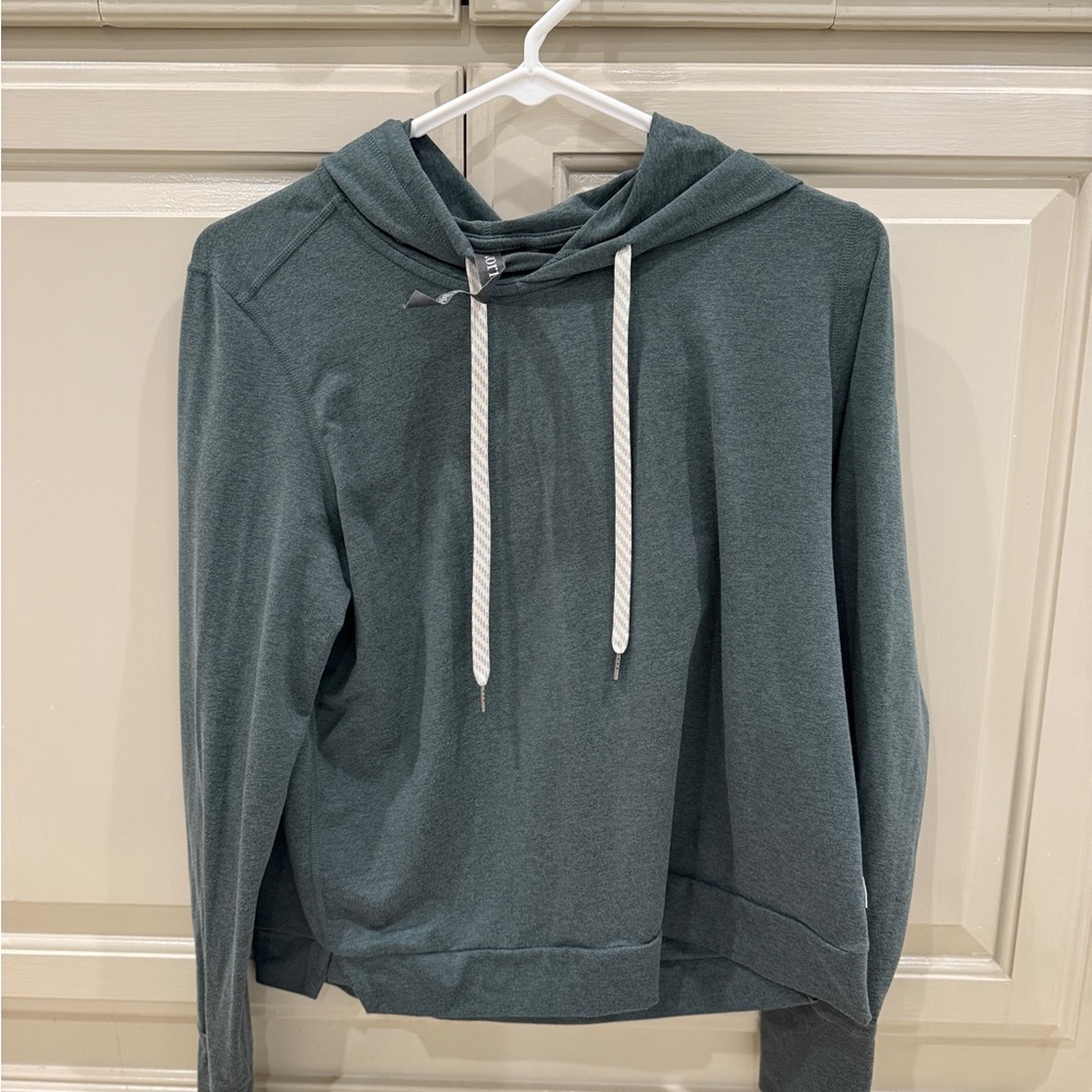 Vuori Green Hoodie Sweatshirt